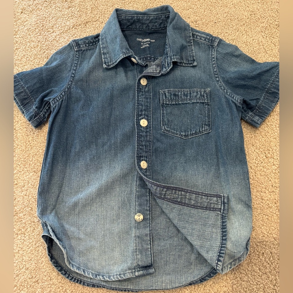 Baby GAP Boys Denim Ombre Button Down Shirt, Size 3t